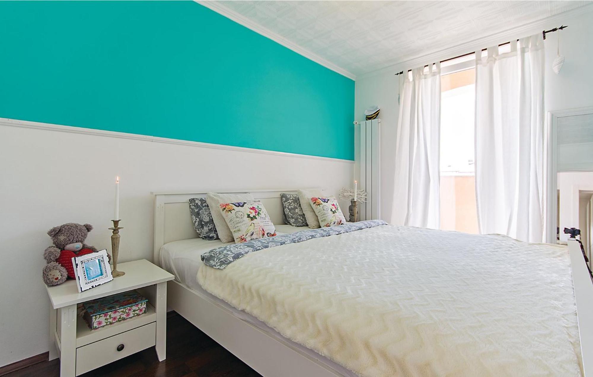 7 Bedroom Stunning Home In Лижнян Экстерьер фото